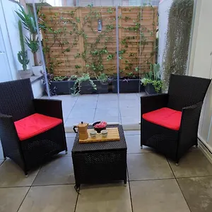 https://my-little-house.it-romehotels.com
